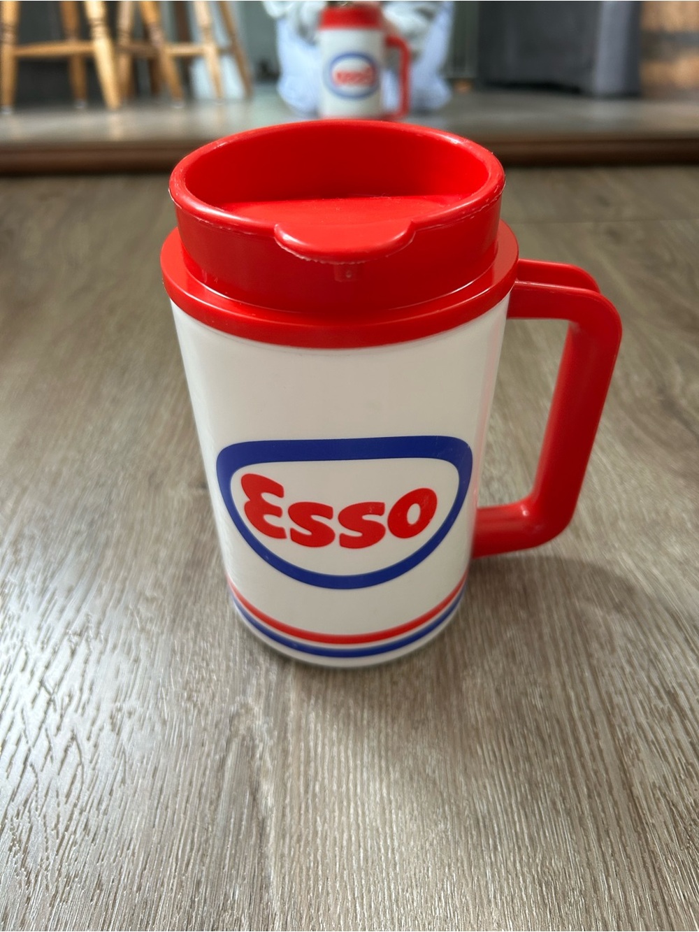 Esso Logo Vintage Red & White Travel Mug